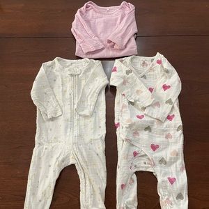 Aden and Anais sleepers 3-6 months and 6-9 month onesie Muslin